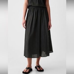 NWT GAP Textured Crinkle Pull-On Midi Skirt